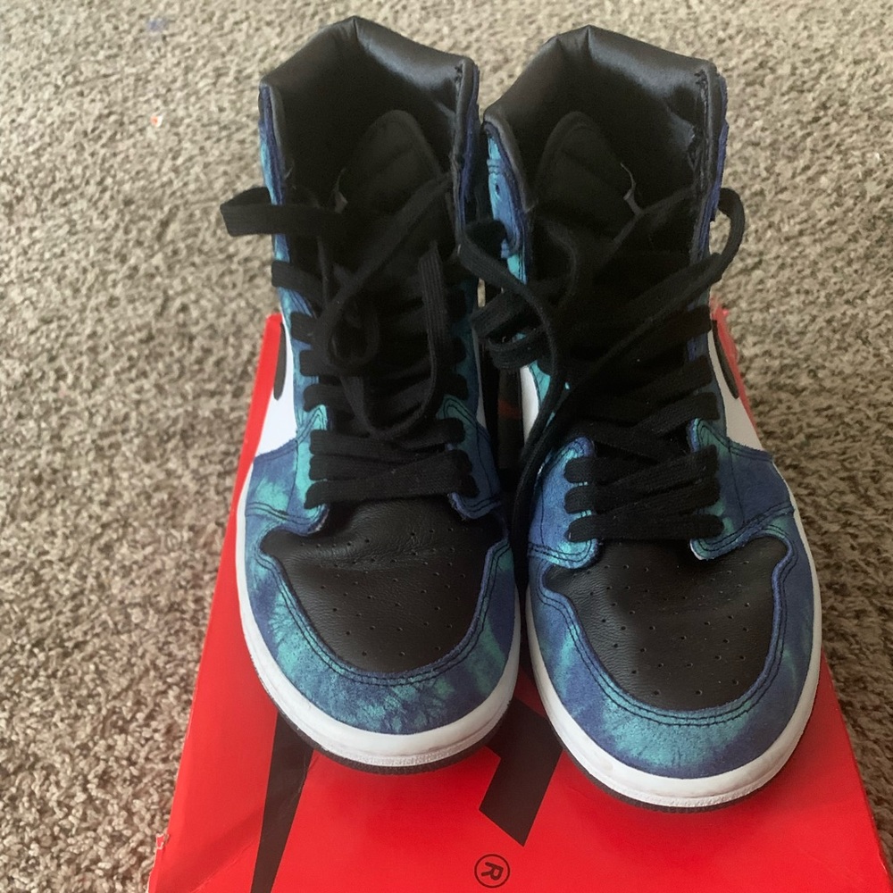 Jordan 1 tie dye size 8 men